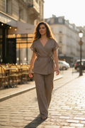 Ensemble taupe gris - look naturel
